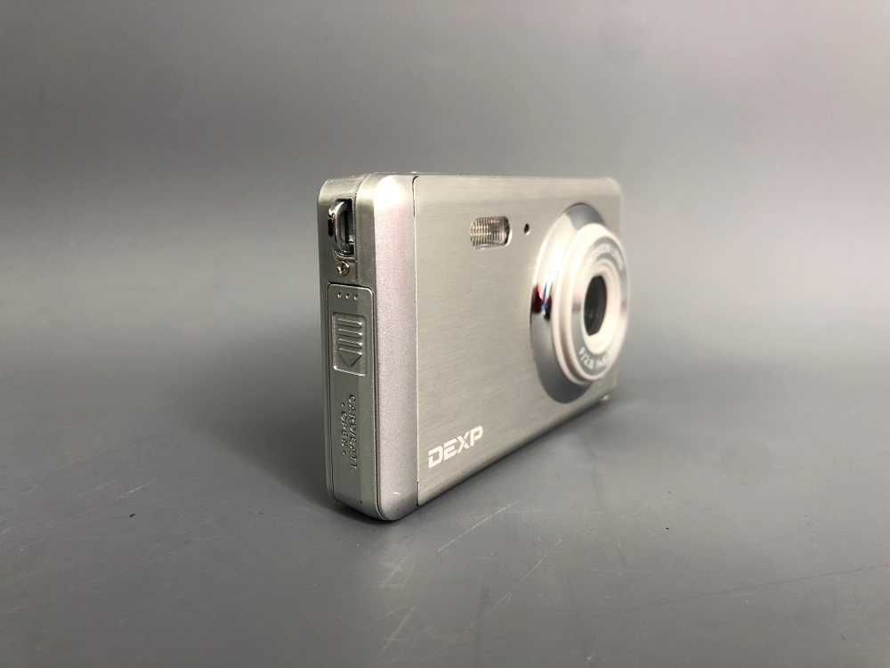 DEXP DC5200