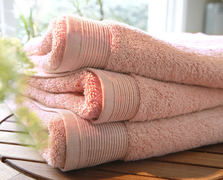 Полотенце UNI POUDRE пудрово- /м3 Blanc des Vosges 100x150 Розовый