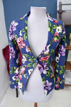 Жакет с цветами 44/46 размер