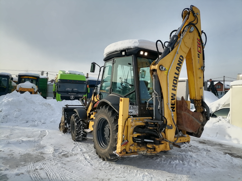 New Holland B110B Экскаватор-погрузчик B110B (Дизельный, 4,5 л, 110 л.с., АТ)