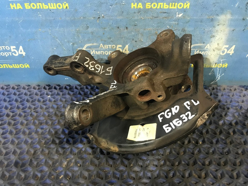 Ступица передняя левая NISSAN BLUEBIRD SYLPHY 2000-2005