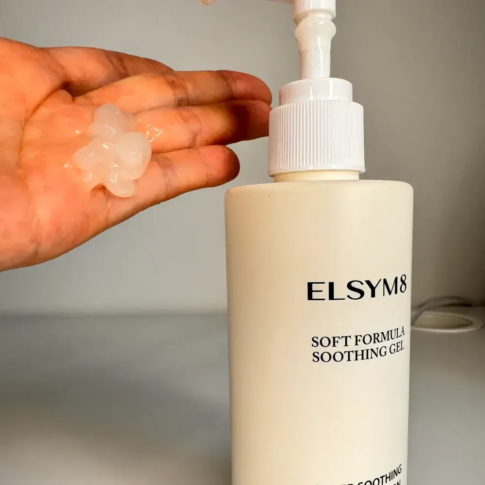 Успокаивающий и увлажнияющий гель для лица Elsym8 Soft Formula Soothing Gel 200 мл