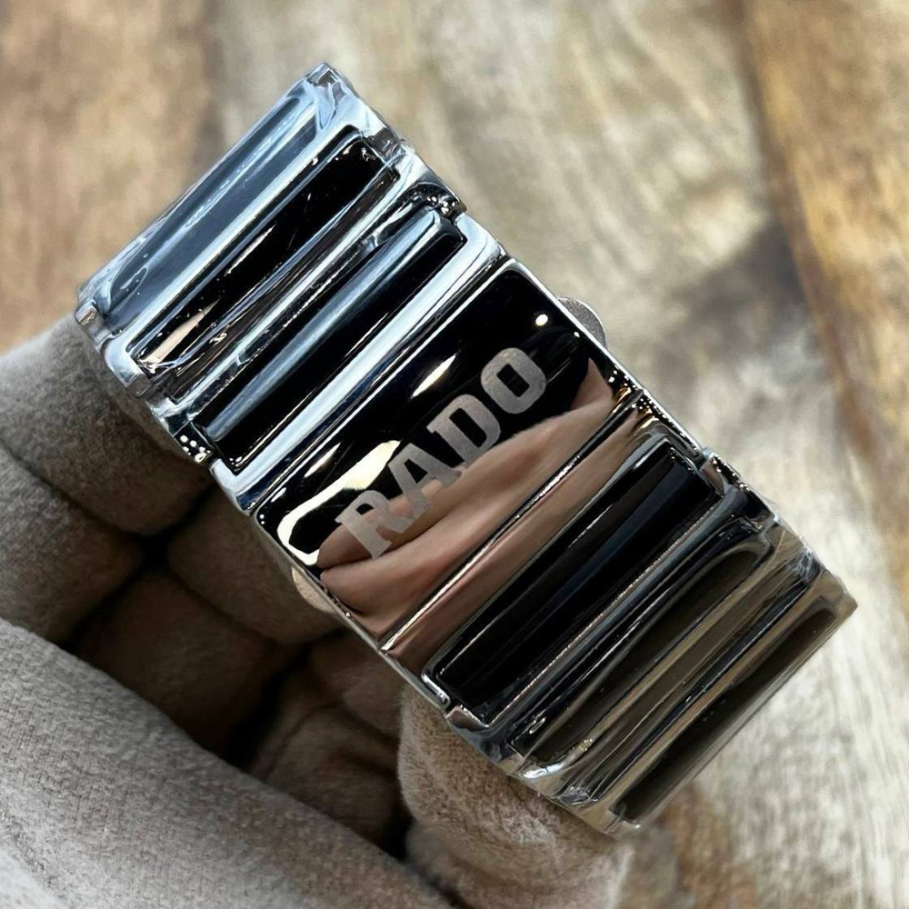 Часы Rado