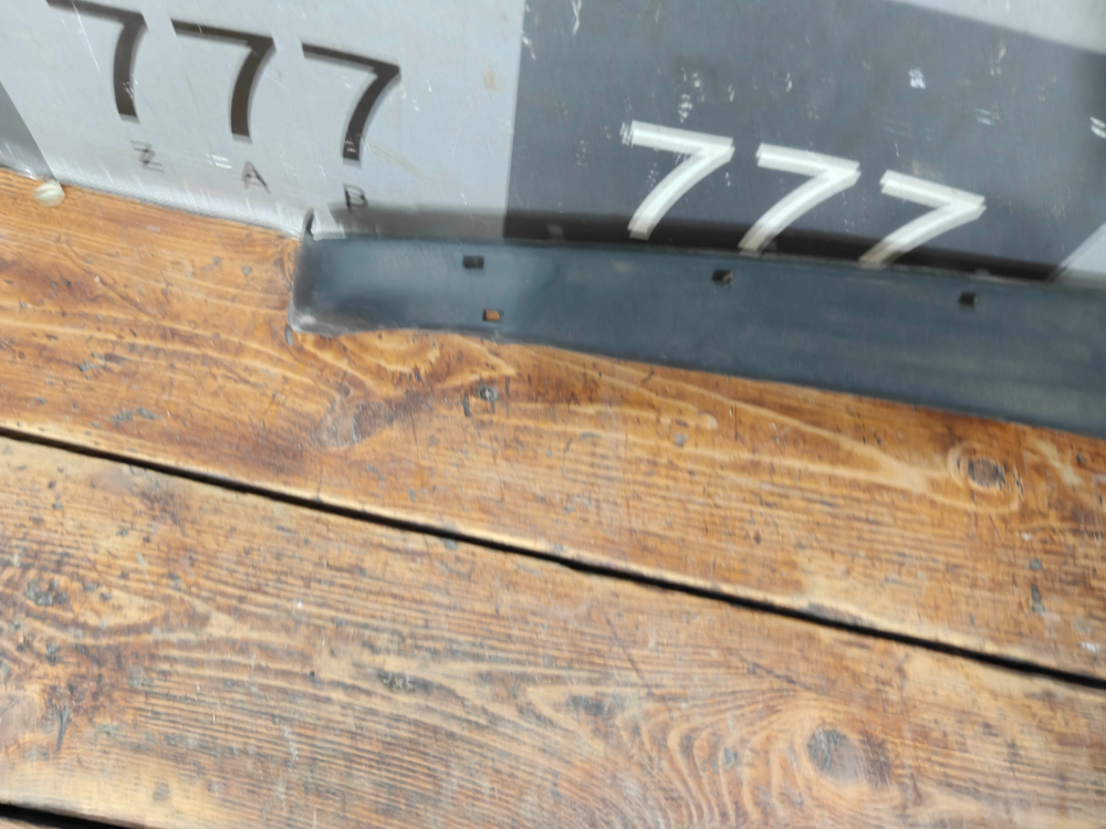 Накладка крышки багажника с подсветкой и кнопкой BMW X6 (G06) 19-нв Б/У Оригинал 51135A44617