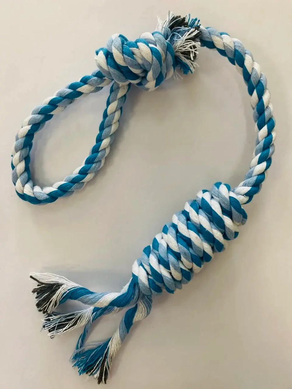 Игрушка - канат для собак мелких и средних пород «НЕСКУЧАЙКА», цвет синий/голубой, 47см