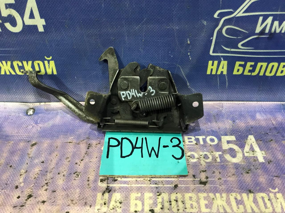 Замок капота MITSUBISHI DELICA 1994-1997