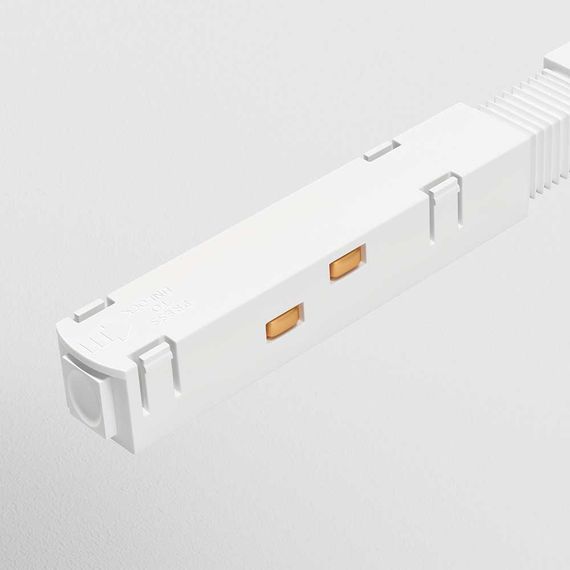 Прямой коннектор питания для магнитного шинопровода Maytoni Technical Magnetic track system TRA004PC-22W