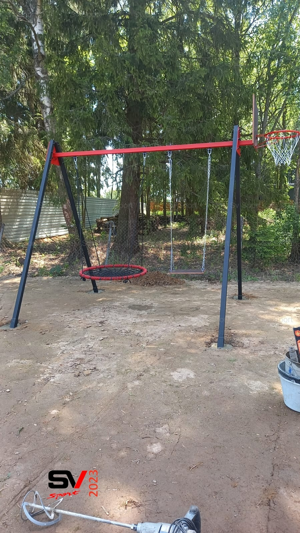 Монтаж уличных качелей Sv Sport