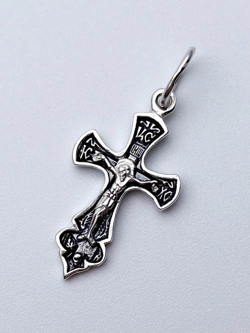 Крест из серебра/Чернение/С подвижным ухом
