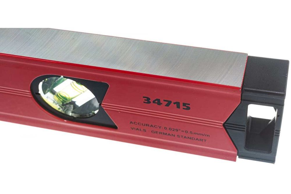 34715 Уровень алюминиевый магнитный, 1500мм, фрезерованный, 3 глазка (1 зеркальный), усиленный/ Matrix