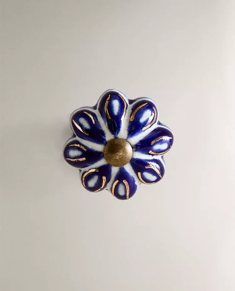 ZARA HOME НАБОР МЕБЕЛЬНЫХ РУЧЕК ИЗ КЕРАМИКИ «ЦВЕТОК» (2 ШТ.), СИНИЙ