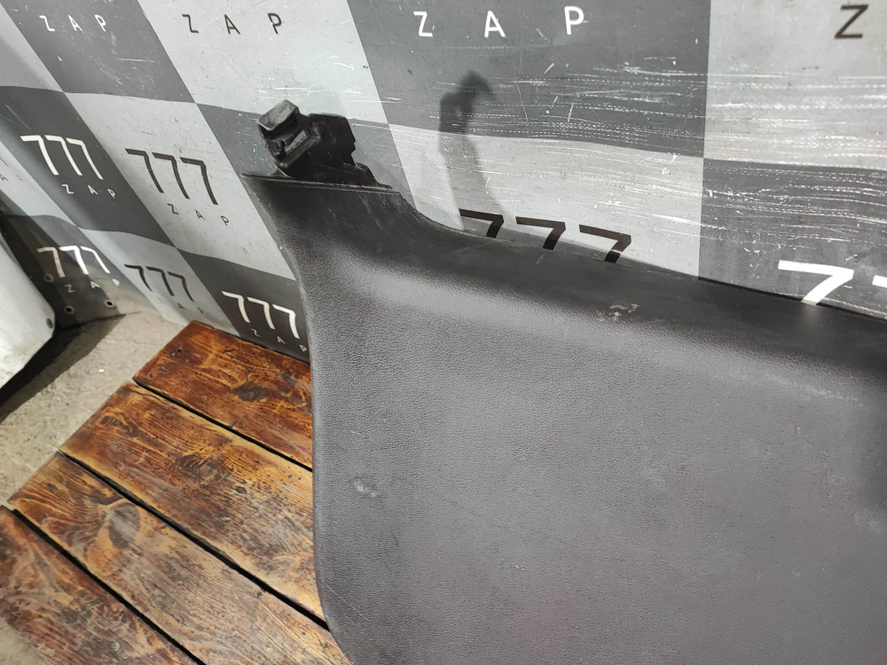 Обшивка крышки багажника Genesis GV80 20-нв Б/У Оригинал 81710T6000