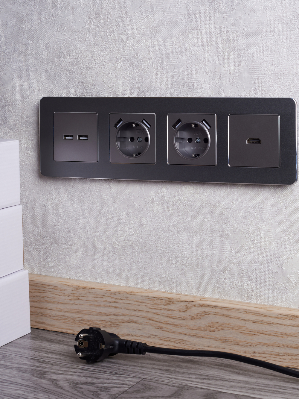 BRITE Розетка HDMI РHDMI-0-БрС сталь IEK