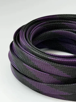 Оплетка кабельная из полиэстера змеиная кожа 8, 8-16 мм, черно-фиолетовая 10м