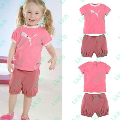 Комплект детский из футболки с принтом пумы и шорт