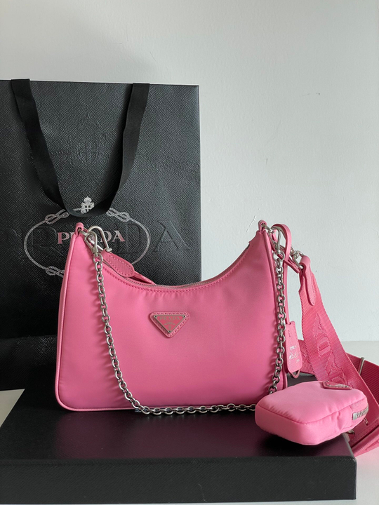 Prada Re-Edition 2005 Nylon Bag