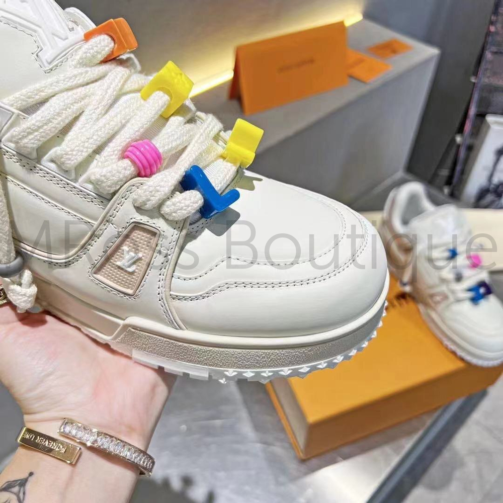 Кожаные белые кроссовки LV Trainer