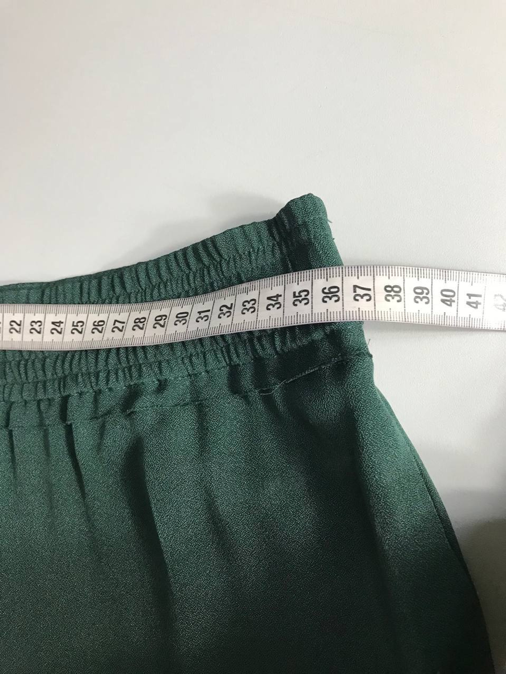 Брюки благородного цвета шелковые, визуально на 46 размер