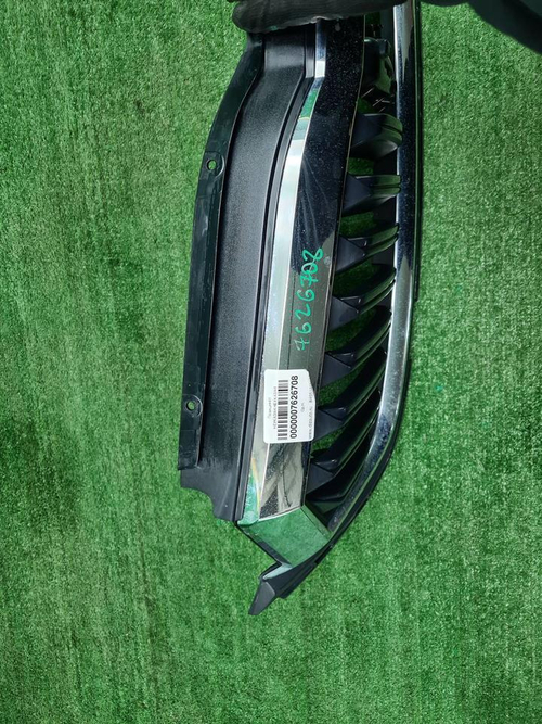 Решетка радиатора Skoda Octavia A8 (2019-2024)