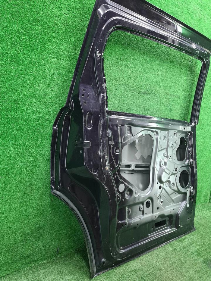 Дверь задняя левая Voyah Dream (2021-н.в.)