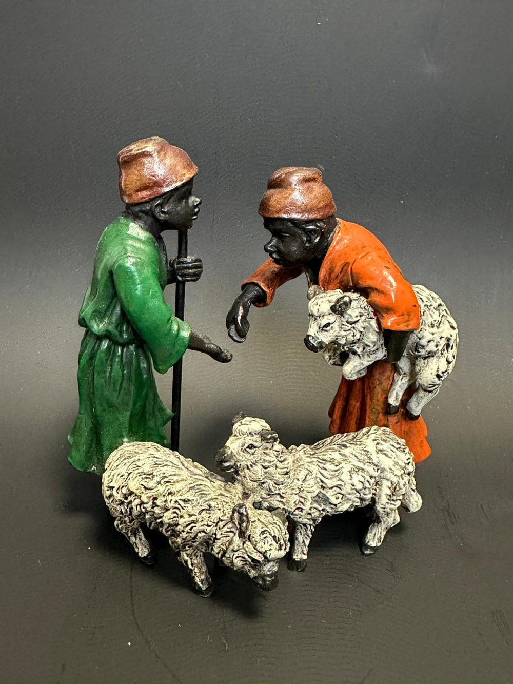 Бронзовая скульптура в стиле Венской бронзы «Покупка барана»