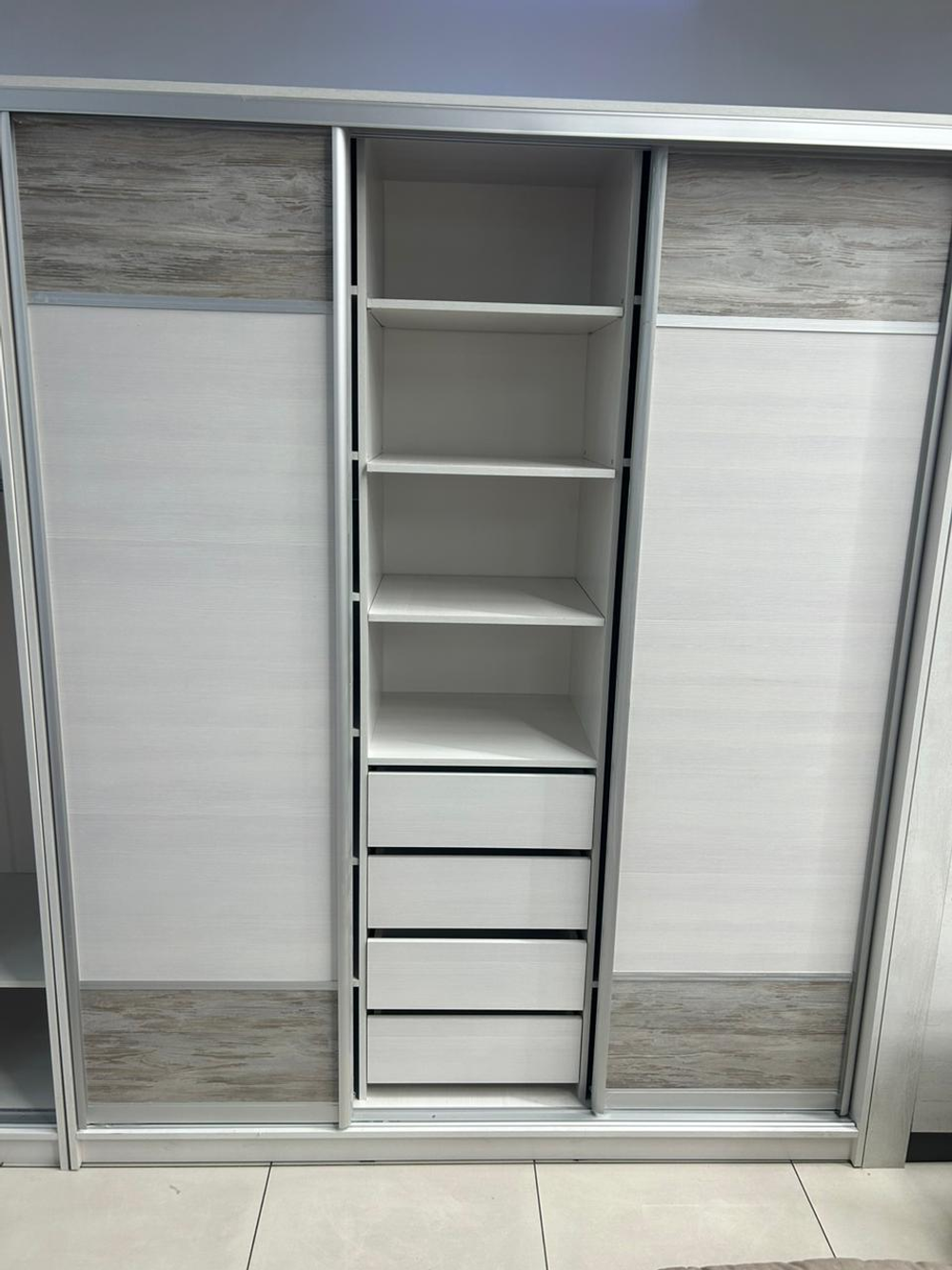 Шкаф-купе 3-х ств.без зеркала Пальмира Выбеленное дерево/артвуд темный