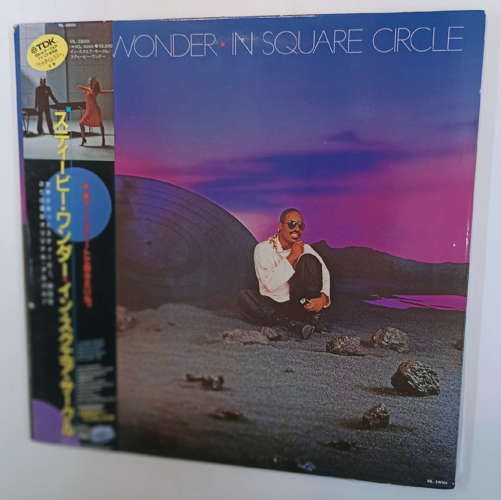 Винтажная виниловая пластинка Stevie Wonder In Square Circle (Japan 1985)