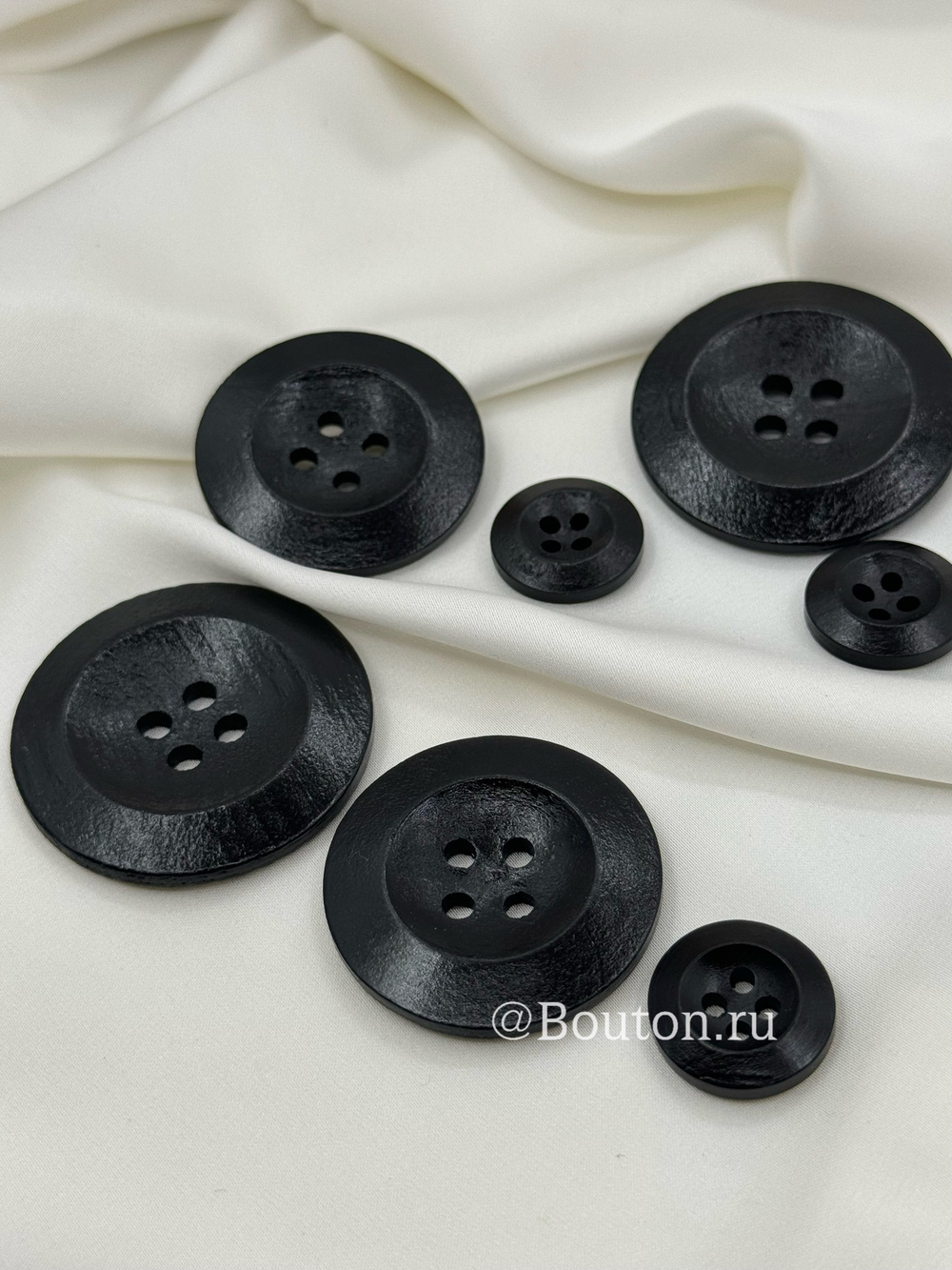 Пуговицы на прокол деревянные черные глянцевые