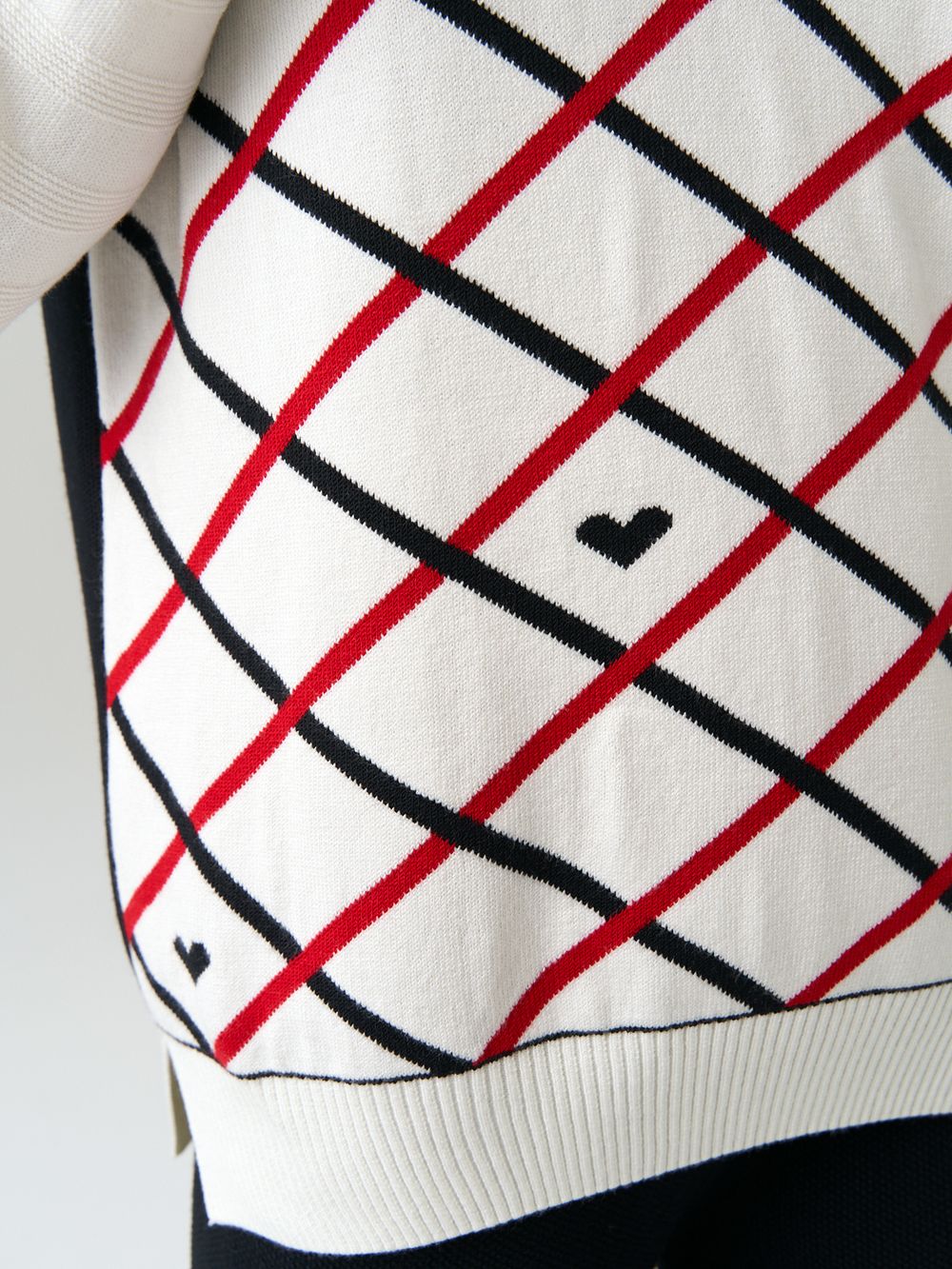 Жилетка в школу для девочки AT1011 черный-молочный