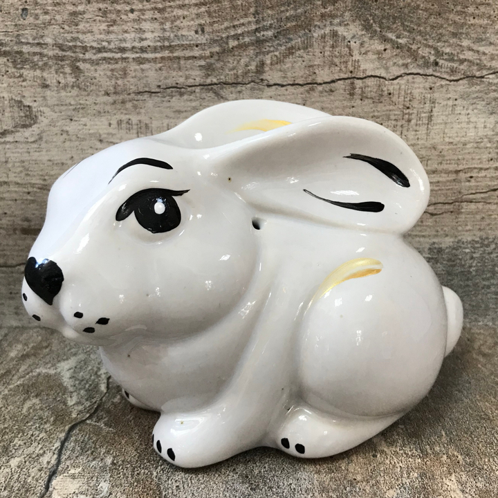 Аромалампа Заяц цвет белый керамика 10 см