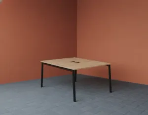 Офисные столы бенч-система