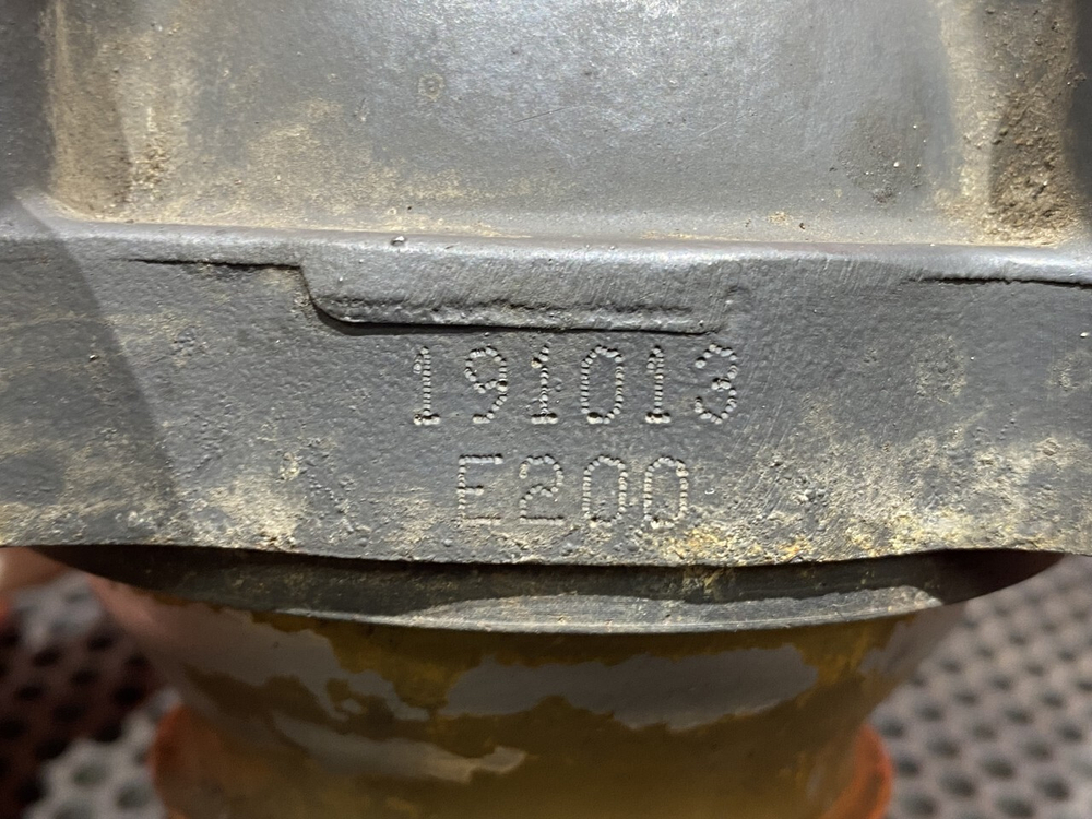 Крышка термостата 2020г