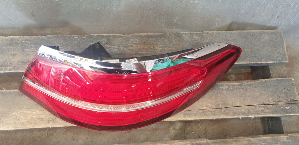 Фонарь правый внешний Mercedes GLC (C253) Coupe 15-19 Б/У Оригинал A2539063602