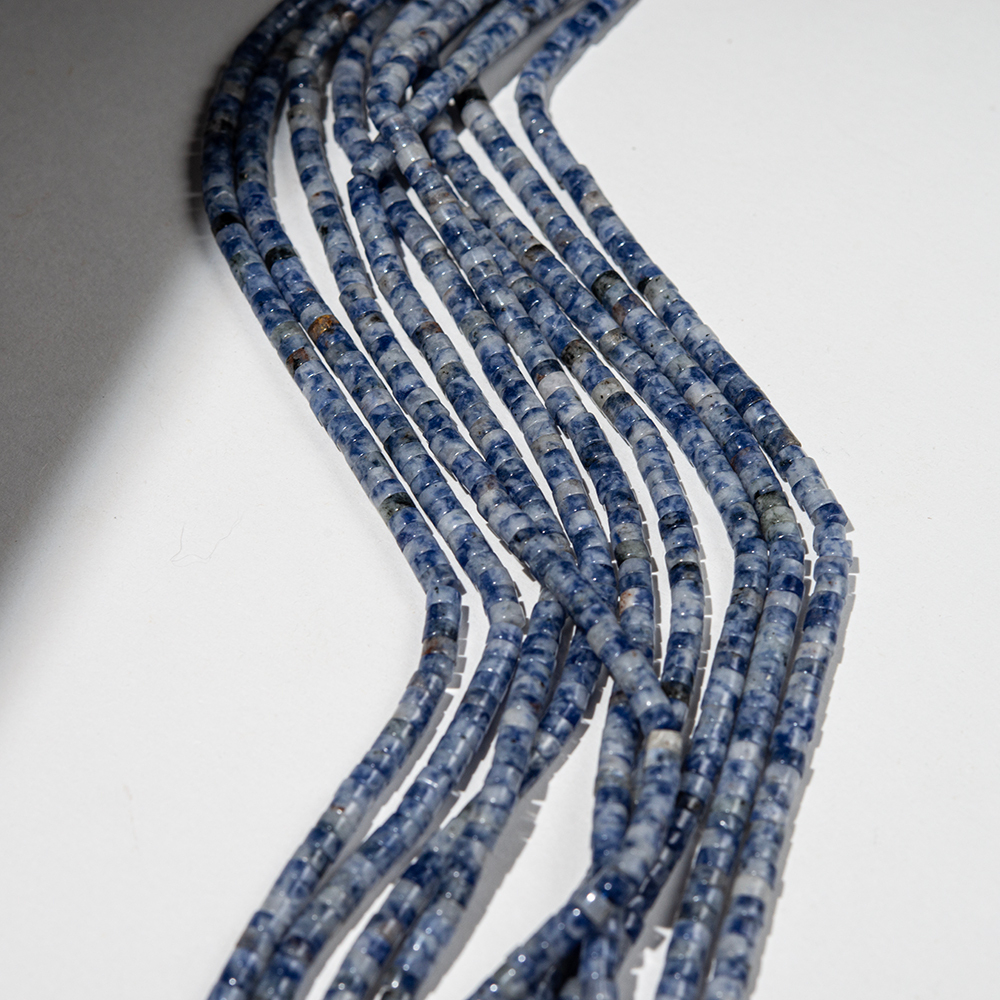 Содалит натуральный, разделители-рондели, 4,2*2,1мм