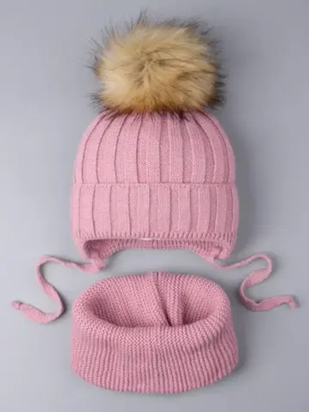 Шапка зимняя для девочки и снуд вязаные