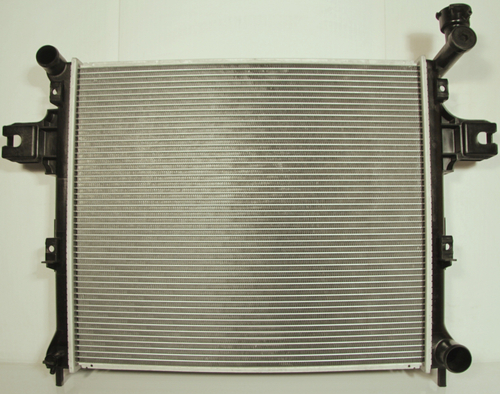 Радиатор охлаждения Jeep Grand Cherokee 3 WK