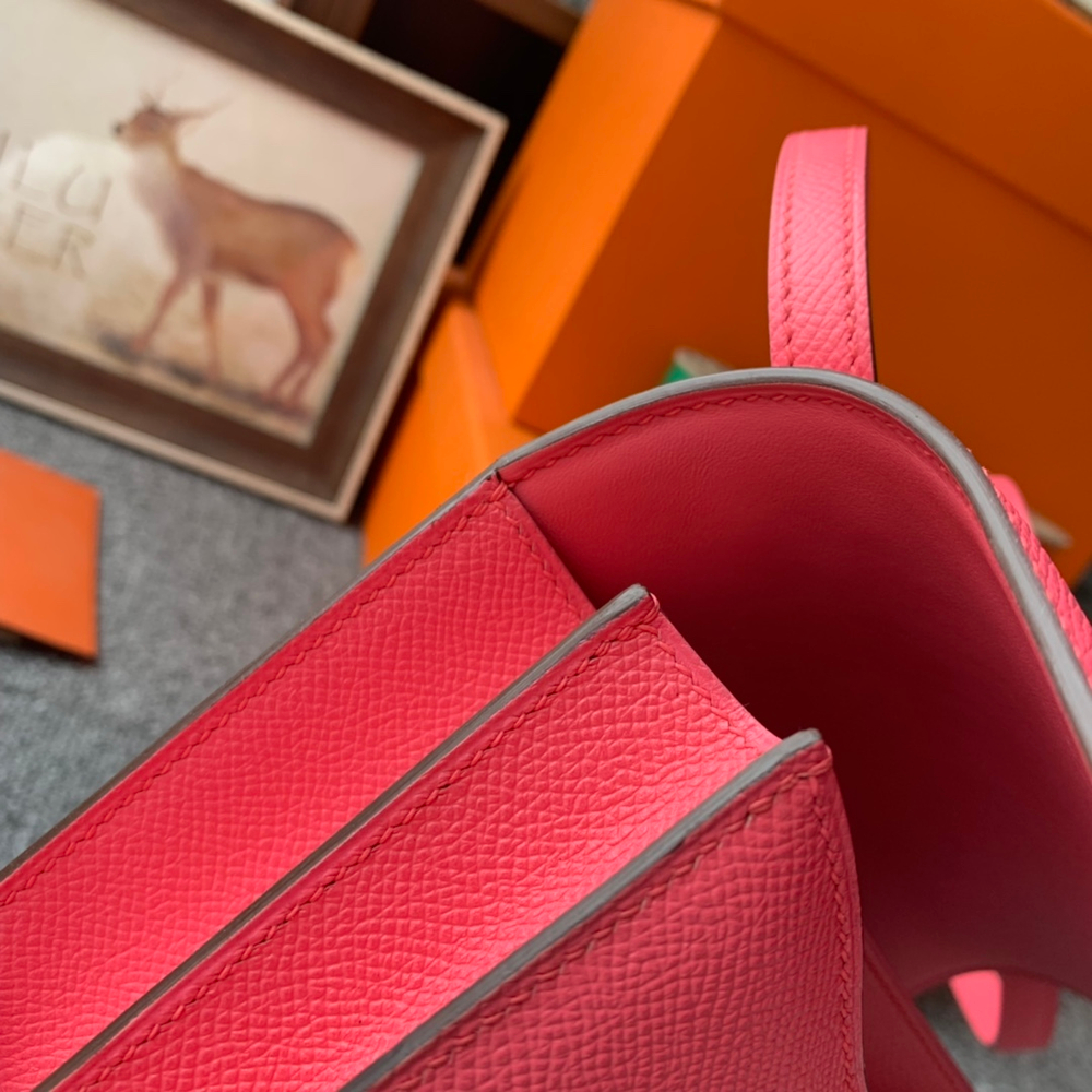 Hermes Constance 18