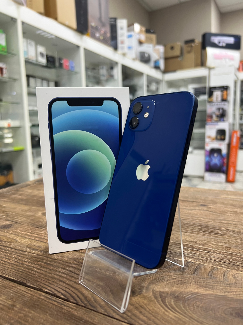 Б/У iPhone 12 256 Blue