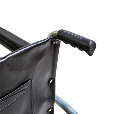 Ручки для сопровождающего и вместительный карман