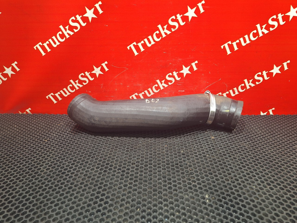 Патрубок радиатора 2023г