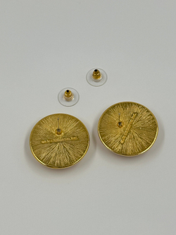 Серьги с красными вставками Liz Claiborne