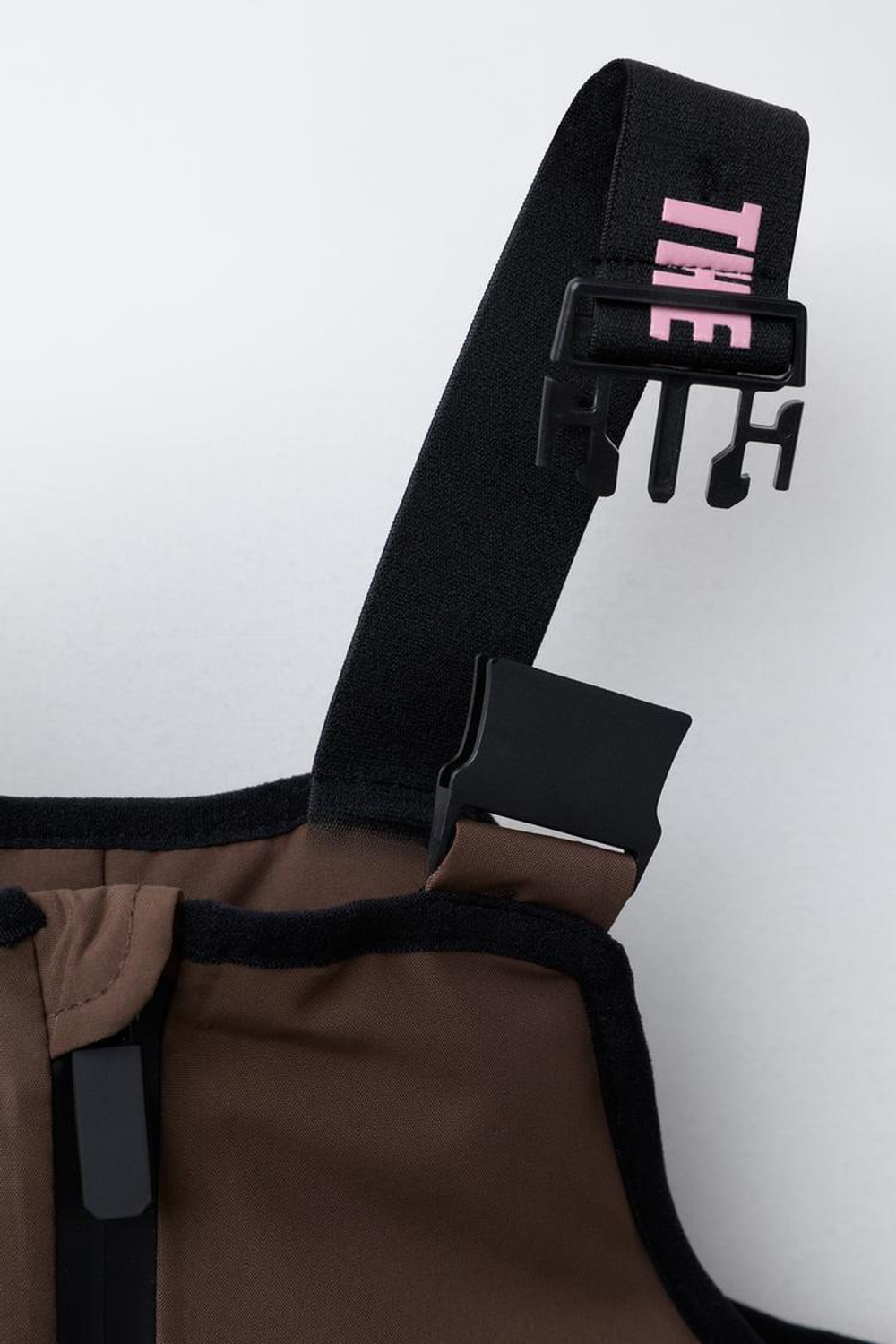 ZARA ВЕТРОЗАЩИТНЫЙ И ВОДОНЕПРОНИЦАЕМЫЙ КОМБИНЕЗОН RECCO® SYSTEM, ШОКОЛАДНЫЙ