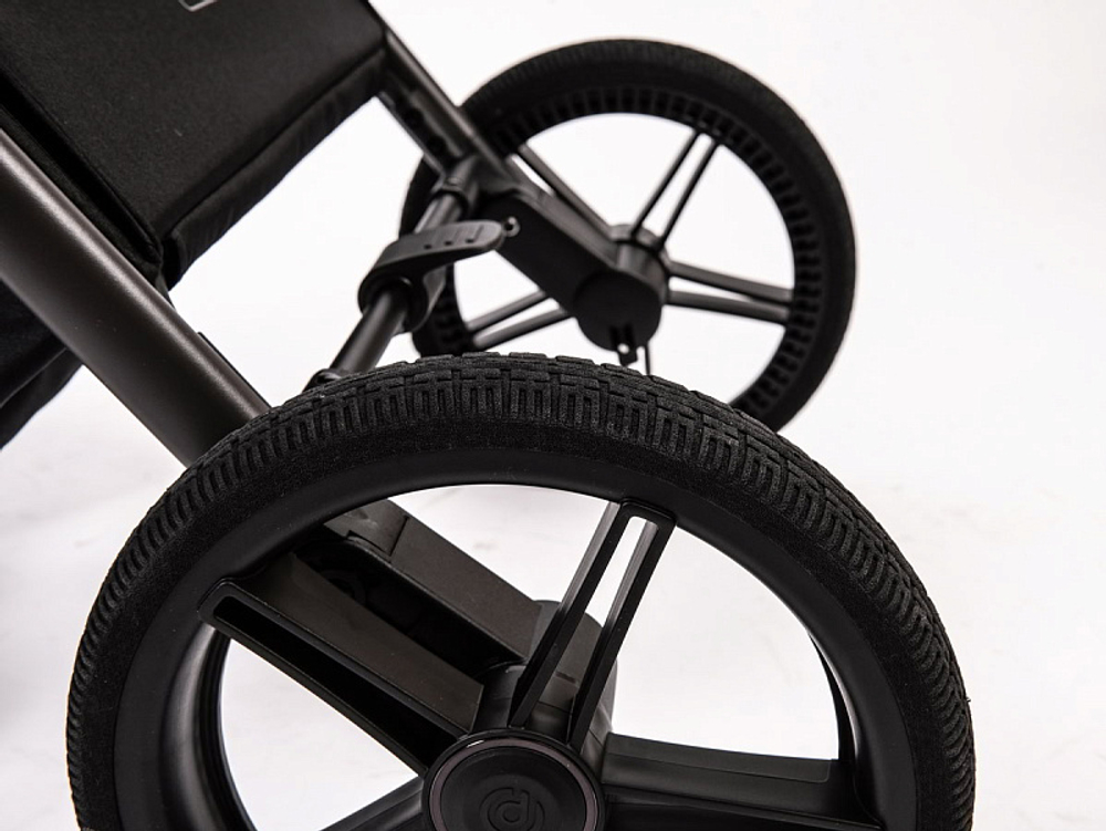 Детская коляска Peppy Monaco Thermo 3 в 1 с автокреслом Verona Black