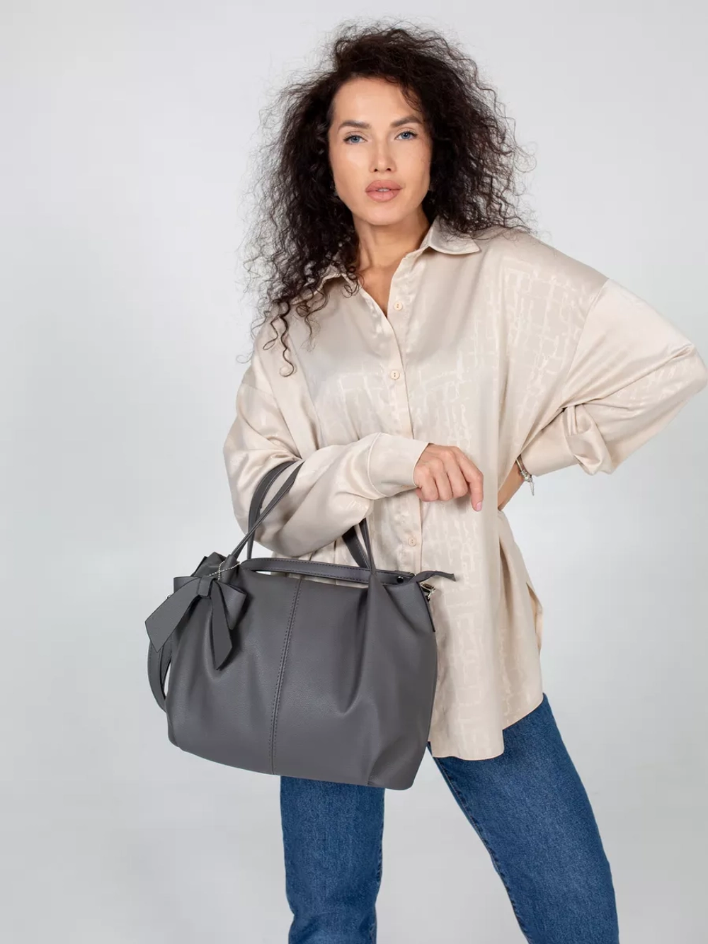 Сумка через плечо классическая