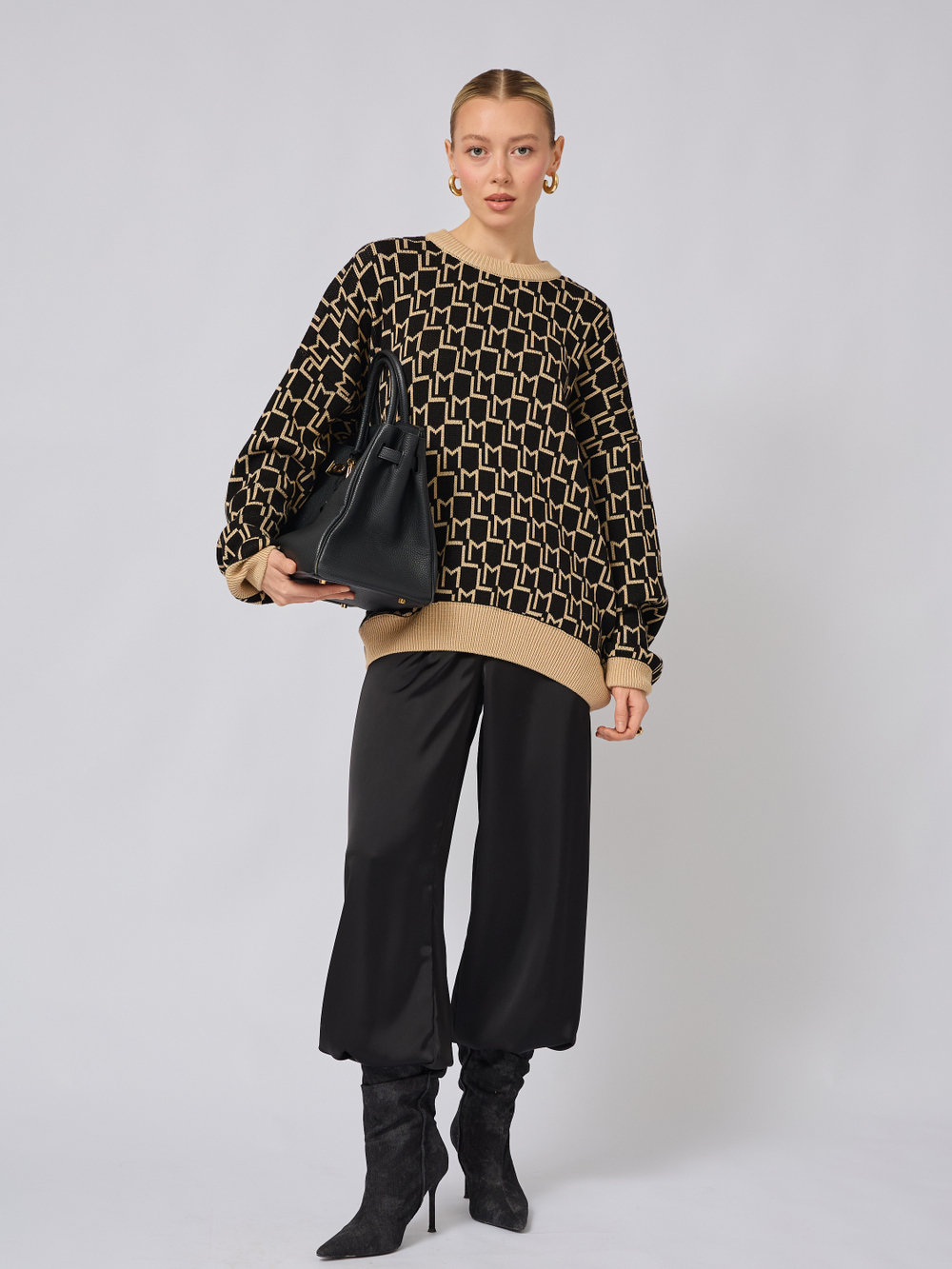 Джемпер оверсайз с логотипом "ML"