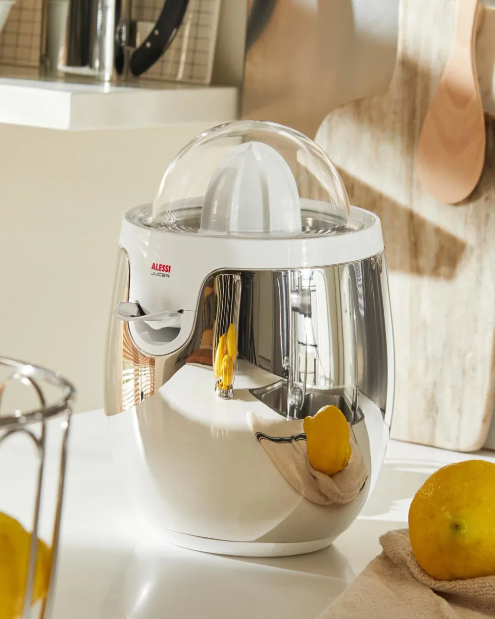 Alessi Электрическая соковыжималка для цитрусовых EAN 8003299905010