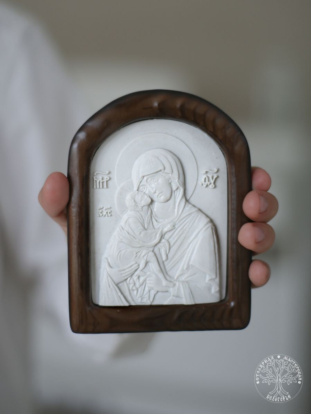 Тайная Вечеря икона из мрамора в деревянной раме 27,5Х16,5см