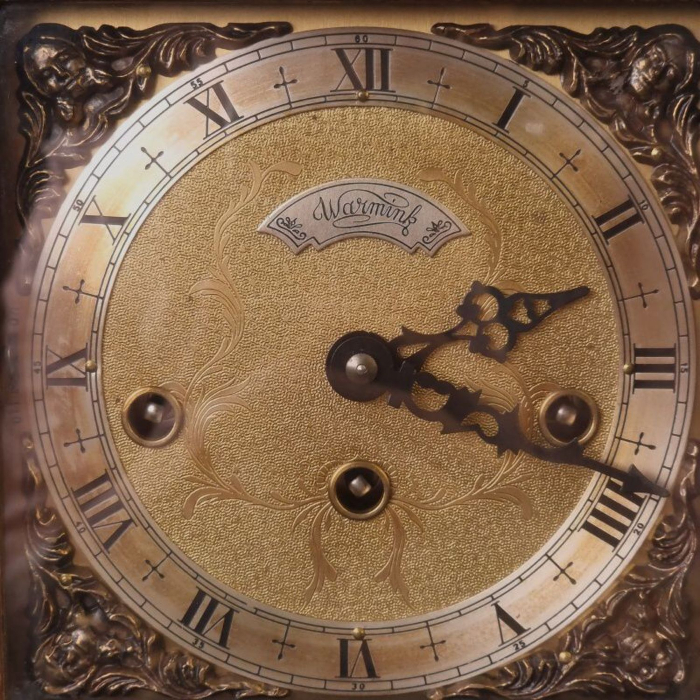 Настольные часы