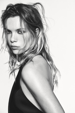 ZARA ЖИЛЕТ ХАЛТЕР С ОТКРЫТОЙ СПИНОЙ, ЧЕРНЫЙ