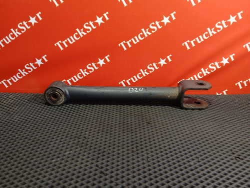 Стойка заднего стабилизатора